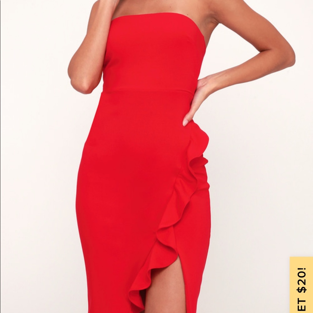 Lulu’s - Red Strapless Ruffle Dress // NWT